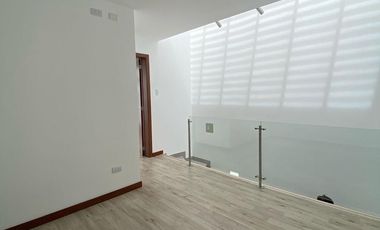 Venta Casa 3 Dormitorios. Sector: La Cerámica. JB