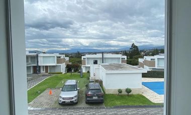 Venta Casa 3 Dormitorios. Sector: La Cerámica. JB