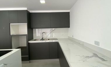 Venta Casa 3 Dormitorios. Sector: La Cerámica. JB