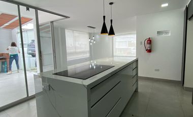 Venta Casa 3 Dormitorios. Sector: La Cerámica. JB