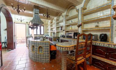 VENTA DE RESIDENCIA ESTILO NEOCLASICO MEXICANO EN PUEBLA