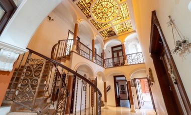 VENTA DE RESIDENCIA ESTILO NEOCLASICO MEXICANO EN PUEBLA