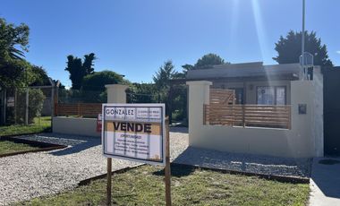 Casa en Mar del Sur sobre Avenida 100 esquina 19