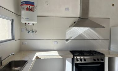 Casa en Mar del Sur sobre Avenida 100 esquina 19