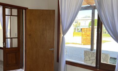 Casa en Mar del Sur sobre Avenida 100 esquina 19