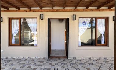 Casa en Mar del Sur sobre Avenida 100 esquina 19