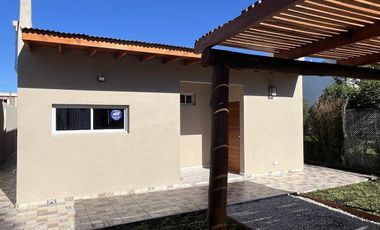 Casa en Mar del Sur sobre Avenida 100 esquina 19