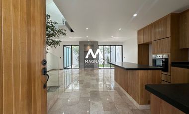 RENTA CASA EN CAPITAL NORTE ZAPOPAN