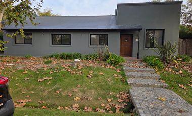 Casa en alquiler en barrio cerrado Talar del Lago 1, Pacheco
