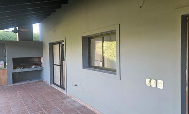 Casa en alquiler en barrio cerrado Talar del Lago 1, Pacheco