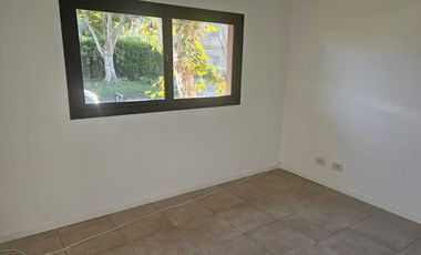 Casa en alquiler en barrio cerrado Talar del Lago 1, Pacheco