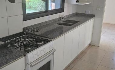Casa en alquiler en barrio cerrado Talar del Lago 1, Pacheco
