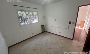 Alquiler - departamento en planta baja