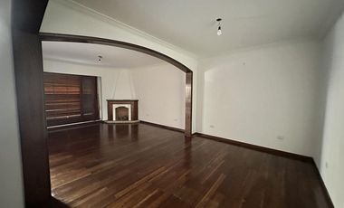 Casa en alquiler en Vicente Lopez, Olivos - 5 Ambientes