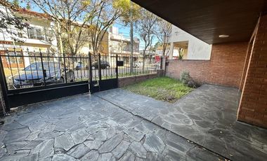 Casa en alquiler en Vicente Lopez, Olivos - 5 Ambientes