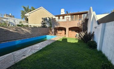 Casa en alquiler en Vicente Lopez, Olivos - 5 Ambientes