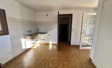 Casa en alquiler en Vicente Lopez, Olivos - 5 Ambientes