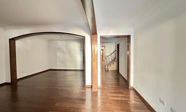 Casa en alquiler en Vicente Lopez, Olivos - 5 Ambientes