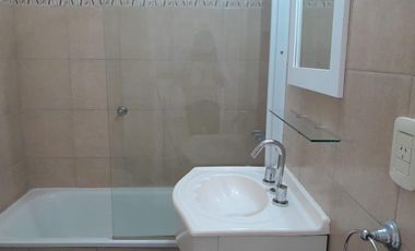 Alquiler Depto 2 ambientes con cochera y pileta
