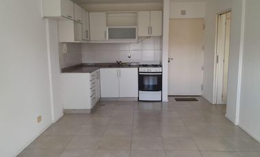 Alquiler Depto 2 ambientes con cochera y pileta
