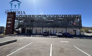 Local comercial en venta o renta dentro de Plaza Comercial Platz (Zona Cantera)
