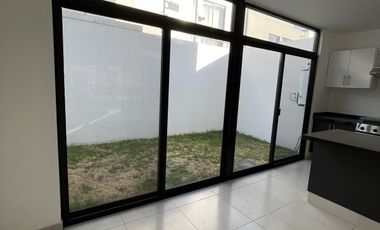 Casa en Venta en Capital Norte Madeiras - Parota 5