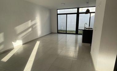 Casa en Venta en Capital Norte Madeiras - Parota 5