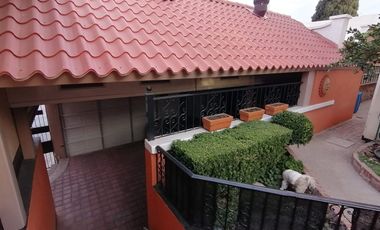 En complejo pirvado casa totalmente amueblada muy centrica