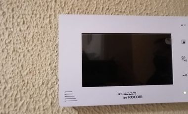 En complejo pirvado casa totalmente amueblada muy centrica