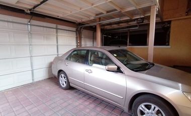 En complejo pirvado casa totalmente amueblada muy centrica