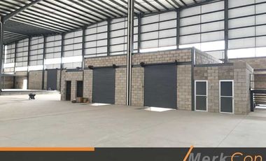 BODEGA RENTA 1,500 M2  LA VENTA DEL ASTILLERO CARR. A NOGALES, JALISCO