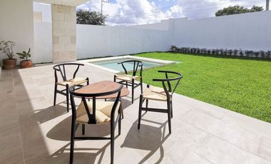 Casa en venta de 3 habitaciones en Fiora zona de Cholul en Merida