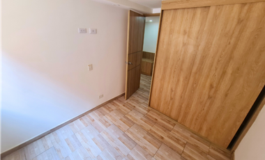 APTO EN ARRIENDO UBICADO EN SECTOR DE MADRID, VENTURA