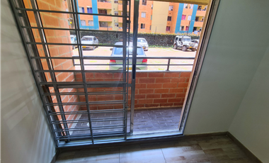 APTO EN ARRIENDO UBICADO EN SECTOR DE MADRID, VENTURA