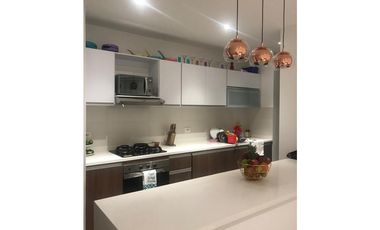 VENDO O ARRIENDO APTO 94 M2 BOSQUE DE LUNA CHIA | 598 |