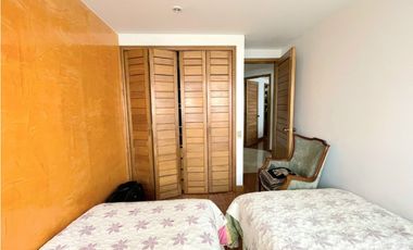 SE ARRIENDA APARTAMENTO EN SANTA BRBARA CENTRAL