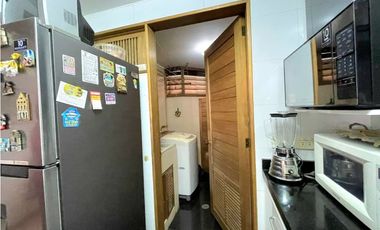 SE ARRIENDA APARTAMENTO EN SANTA BRBARA CENTRAL