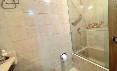 SE ARRIENDA APARTAMENTO EN SANTA BRBARA CENTRAL