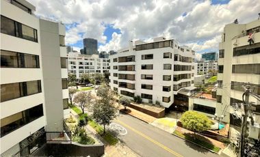 SE ARRIENDA APARTAMENTO EN SANTA BRBARA CENTRAL