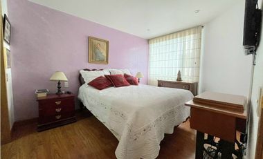 SE ARRIENDA APARTAMENTO EN SANTA BRBARA CENTRAL