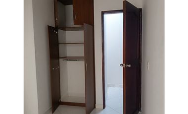 EN ARRIENDO CASA UNIFAMILIAR