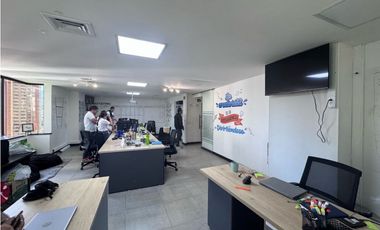 SE ARRIENDA OFICINA POBLADO