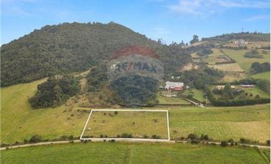 Vendo Lote en terreno semi inclinado. La Calera