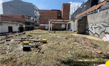 Se vende Casa Lote Esquinero en La Estrella