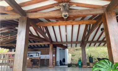 Venta de Casa Finca en Copacabana