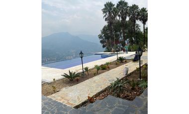Venta de Casa Finca en Copacabana