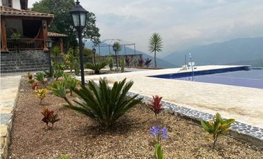 Venta de Casa Finca en Copacabana