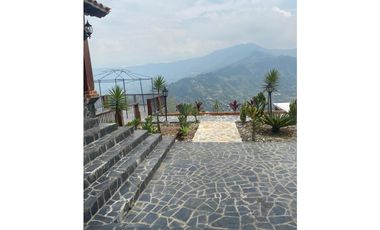 Venta de Casa Finca en Copacabana
