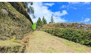En Venta Casa Campestre San Vicente Lote de 2.700mts²