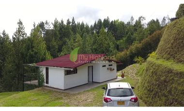 En Venta Casa Campestre San Vicente Lote de 2.700mts²